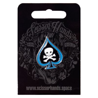 Металлический pin Black Heart для барберов и фанатов