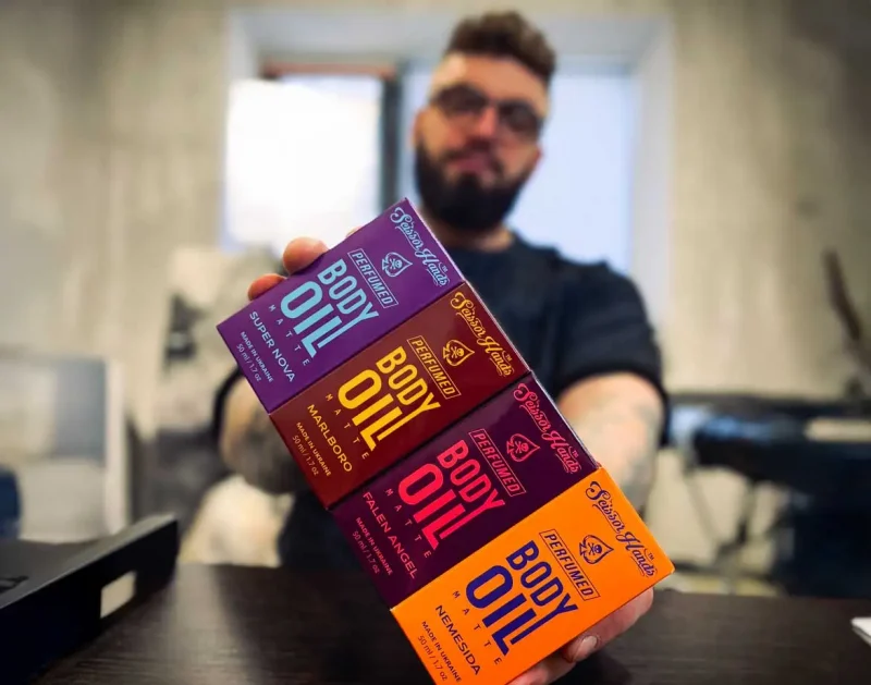 Парфумовані олії для тіла Scissor Hands Body Oil з різними ароматами, презентація продукту